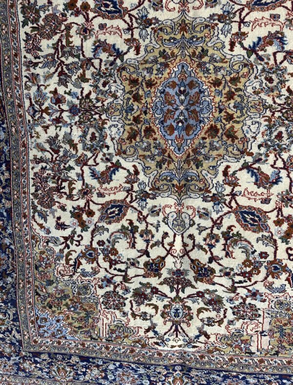 Traditional Pure Natural Wool Kashan Ivory Rug